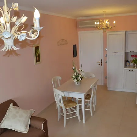 Incantea Apart-hotel 3*
