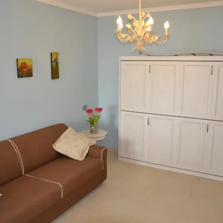 Incantea شقة فندقية 3*