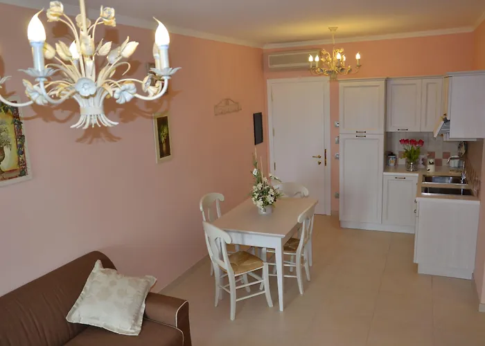 Incantea Aparthotel 3*